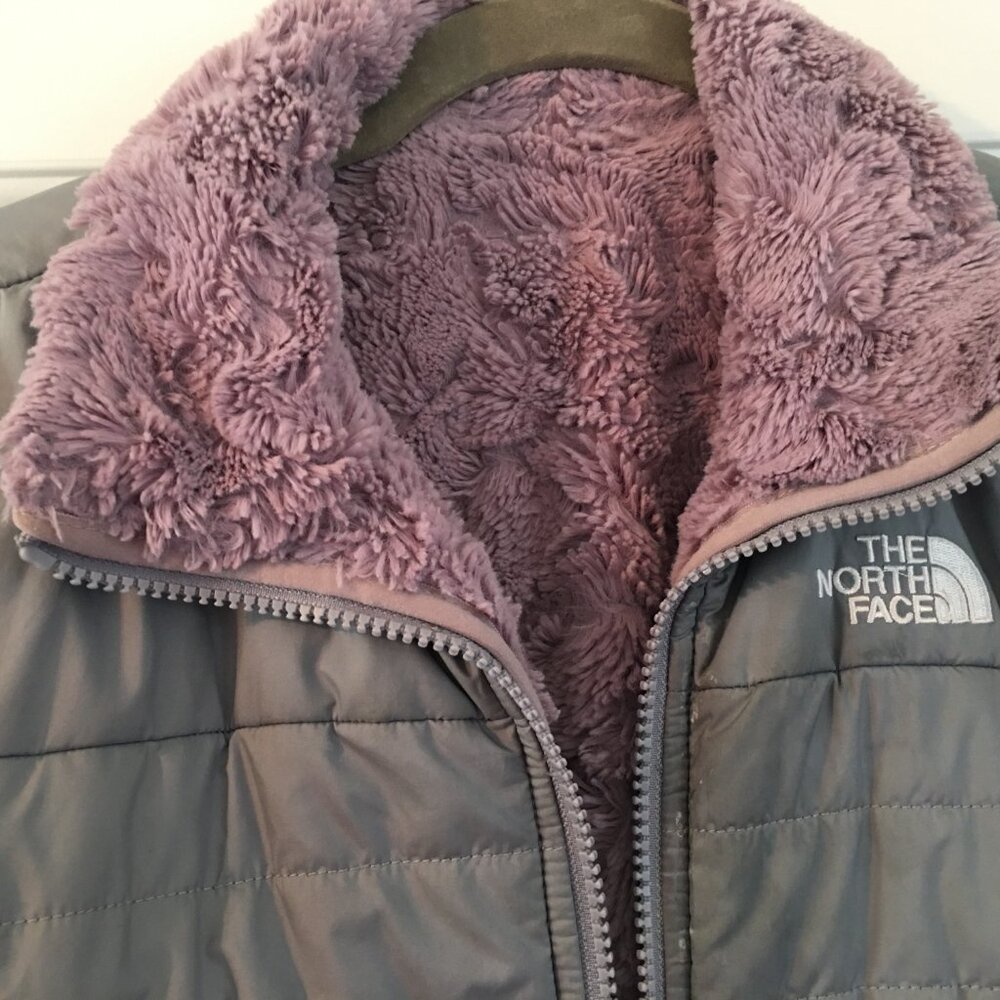 The North Face Girls Reversible Winter Jacket Gray and Lavender Size 7/8